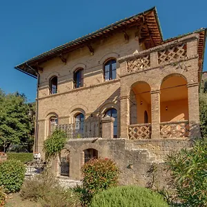 Mascagni Apartmán